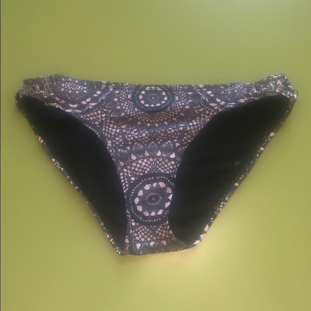 Super Cute Bikini Bottoms!